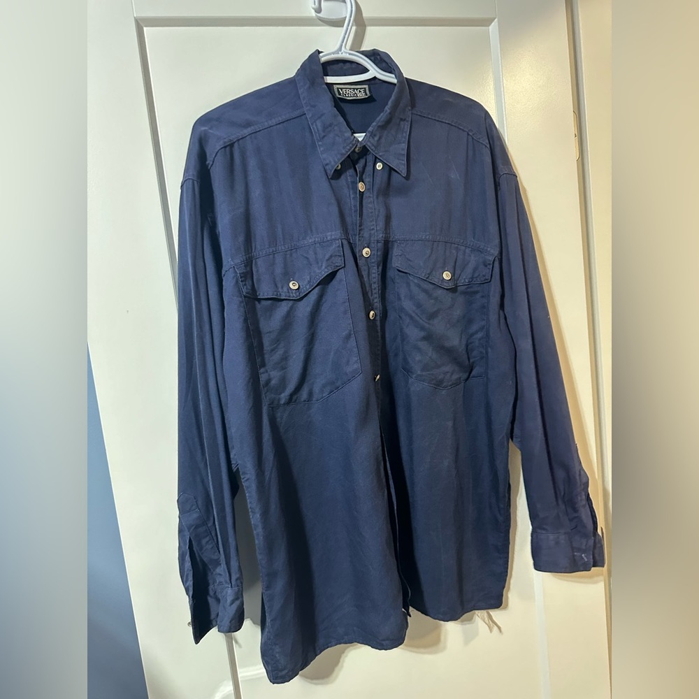 Versace V2 classic 90’s/early 2000’s work shirt, subtle luxury size large